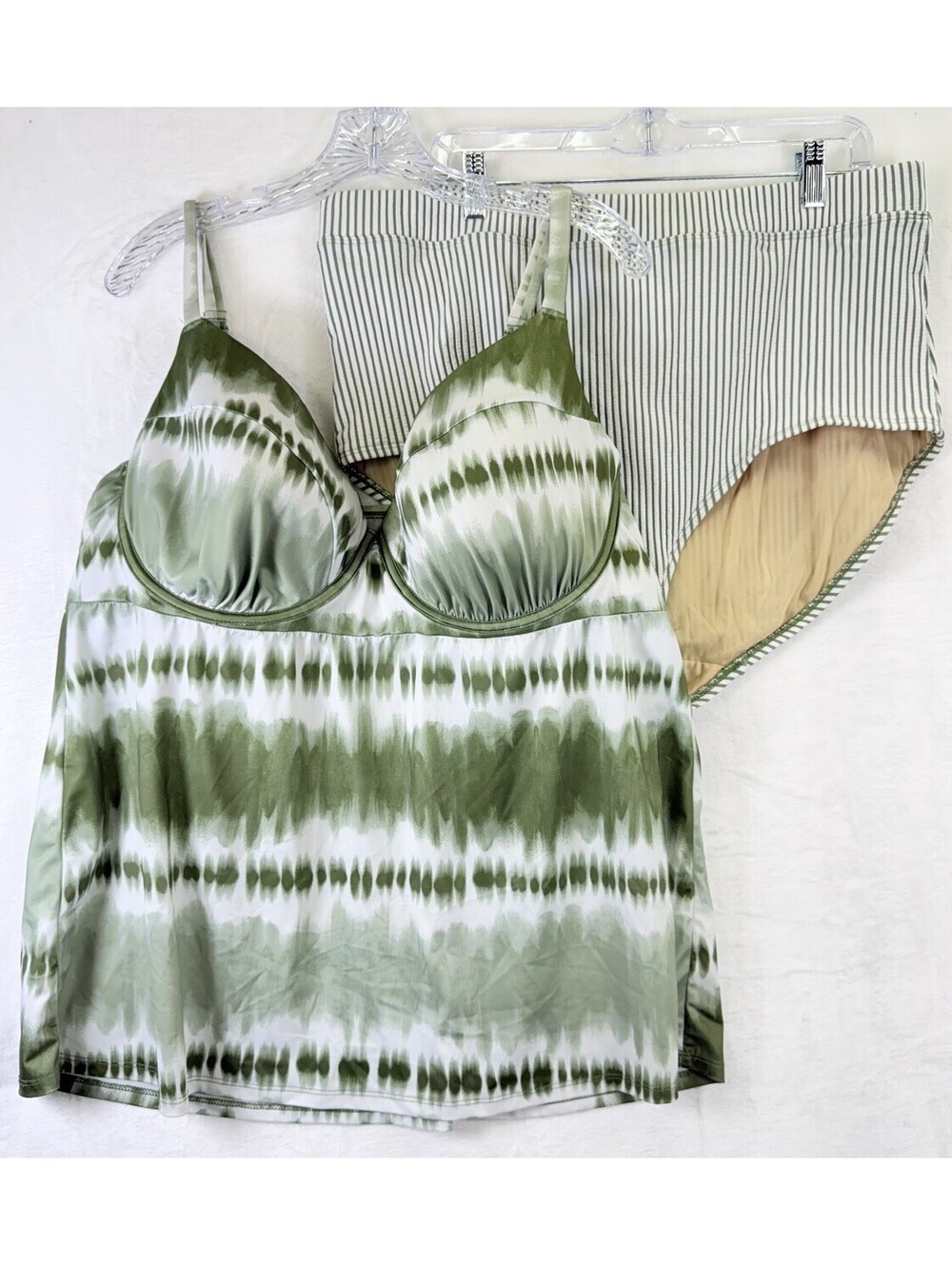 Cacique Swim 26 Tankini Top Bottom Set Green 44DDD Underwire Swimsuit Womens